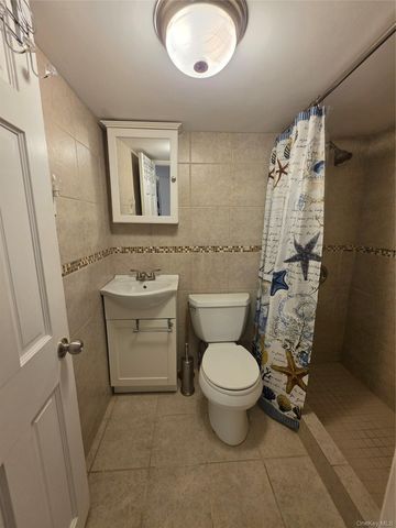 95-14 159th Avenue, Howard Beach, NY 11414