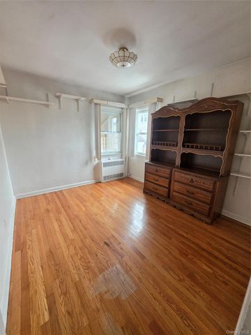 95-14 159th Avenue, Howard Beach, NY 11414