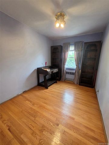 95-14 159th Avenue, Howard Beach, NY 11414
