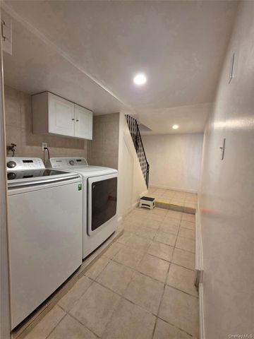95-14 159th Avenue, Howard Beach, NY 11414