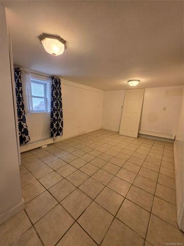 95-14 159th Avenue, Howard Beach, NY 11414