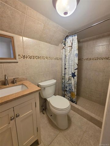 95-14 159th Avenue, Howard Beach, NY 11414