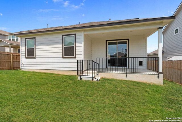 11107 Carlyle Springs, Live Oak, TX 78233