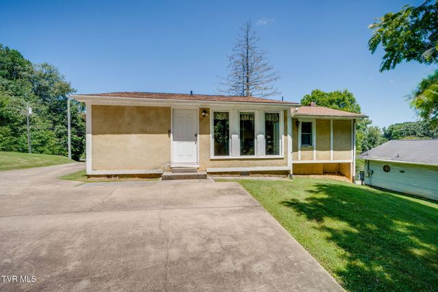 2250 High Street, Bristol, VA 24201