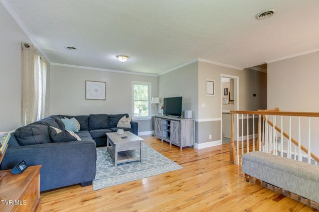 2250 High Street, Bristol, VA 24201