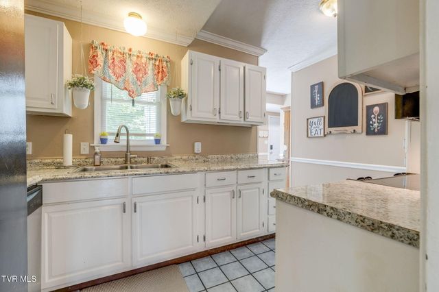 2250 High Street, Bristol, VA 24201