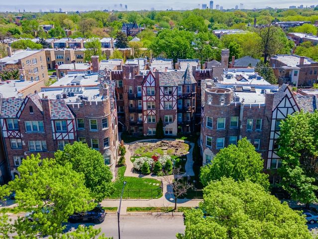 5717 N Kimball Avenue 2N, Chicago, IL 60659