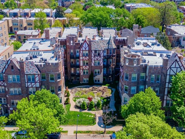 5717 N Kimball Avenue 2N, Chicago, IL 60659