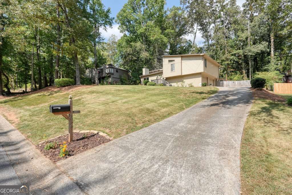 1755 Jody Drive NE, Marietta, GA 30066 — photo 4
