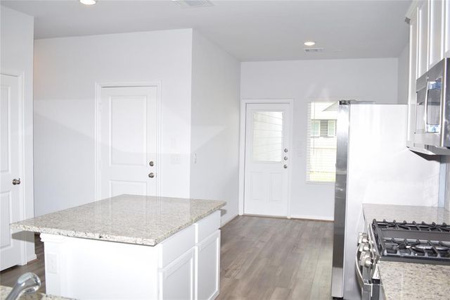 133 Everglades DR, Kyle, TX 78640