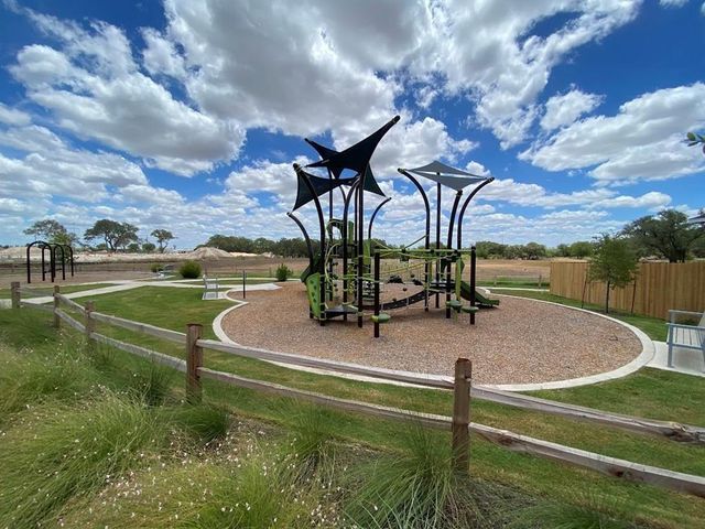 133 Everglades DR, Kyle, TX 78640