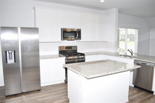 133 Everglades DR, Kyle, TX 78640