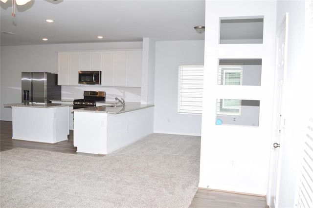 133 Everglades DR, Kyle, TX 78640