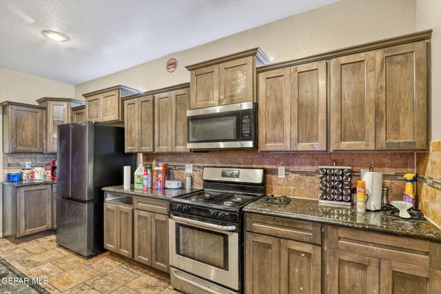 13599 BRADFORD Street, Horizon City, TX 79928