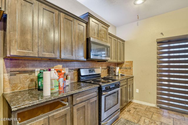 13599 BRADFORD Street, Horizon City, TX 79928