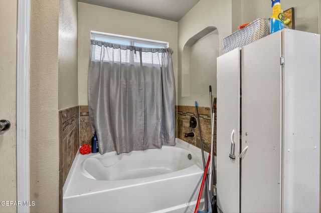 13599 BRADFORD Street, Horizon City, TX 79928