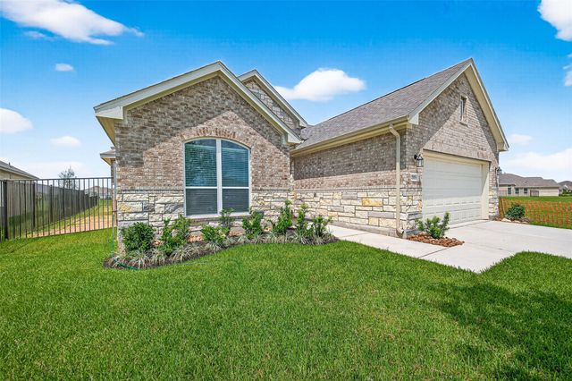 2919 Golden Isle Drive, Texas City, TX 77568
