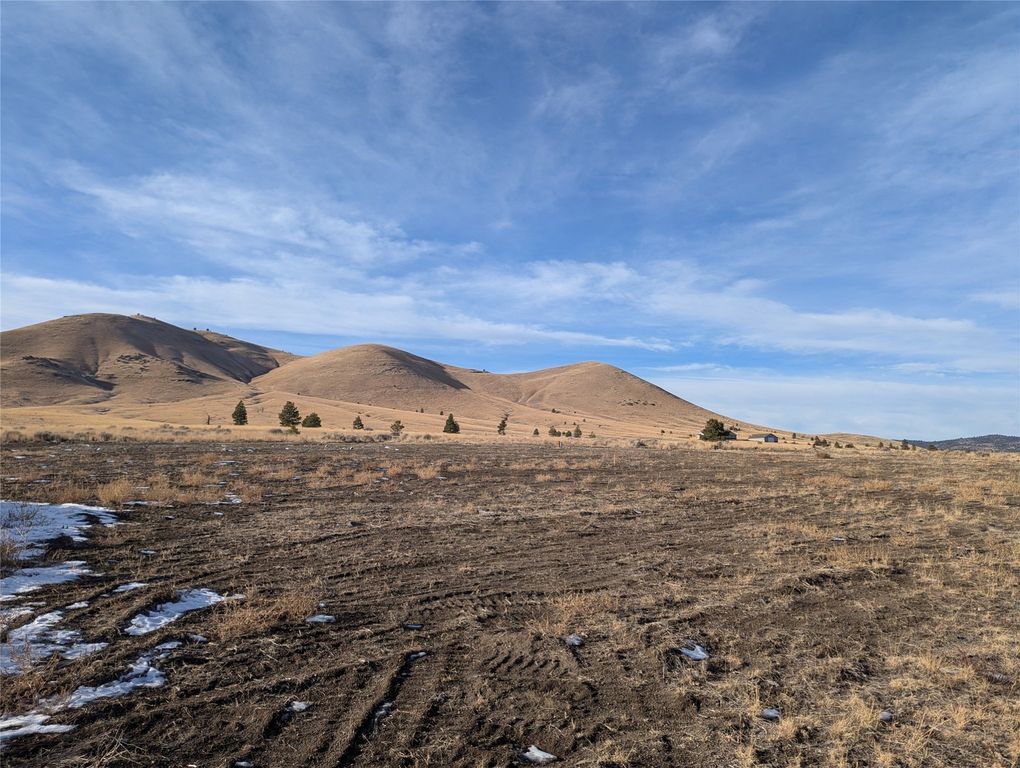 Image 10 of property listing at 46 John G Mine Road, Helena, MT 59602