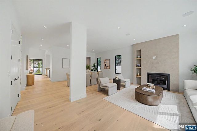 66 Jefferson Avenue, Tenafly, NJ 07670