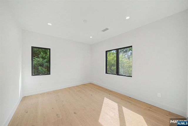 66 Jefferson Avenue, Tenafly, NJ 07670