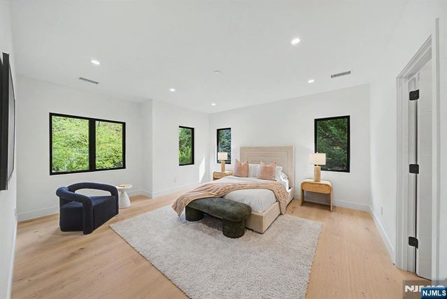 66 Jefferson Avenue, Tenafly, NJ 07670