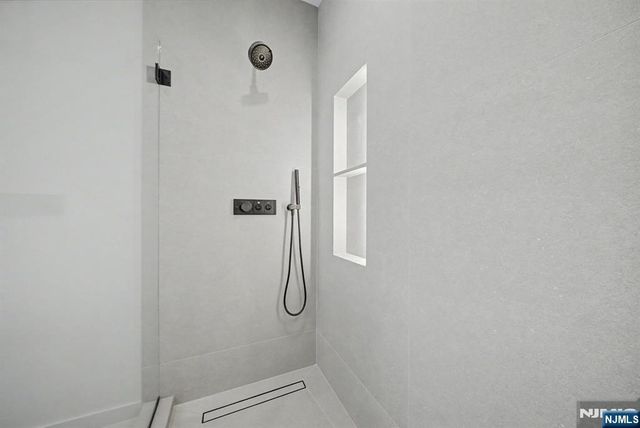 66 Jefferson Avenue, Tenafly, NJ 07670