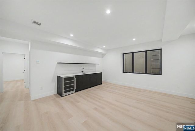 66 Jefferson Avenue, Tenafly, NJ 07670