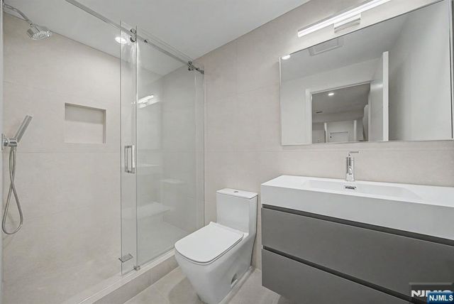66 Jefferson Avenue, Tenafly, NJ 07670