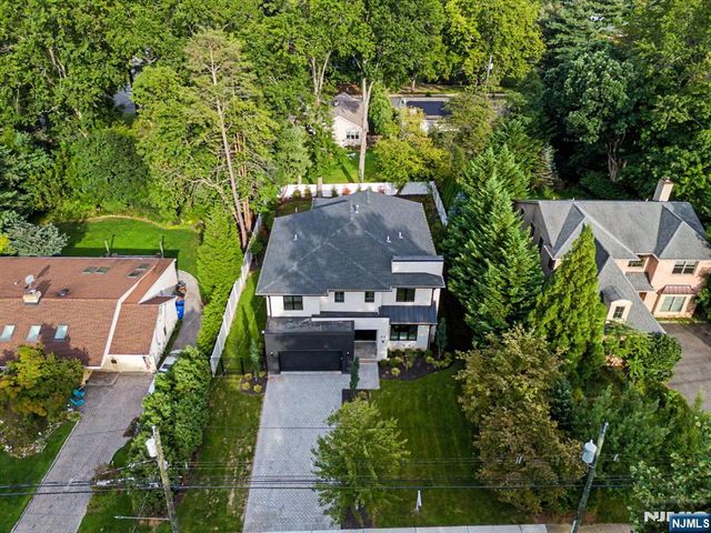 66 Jefferson Avenue, Tenafly, NJ 07670