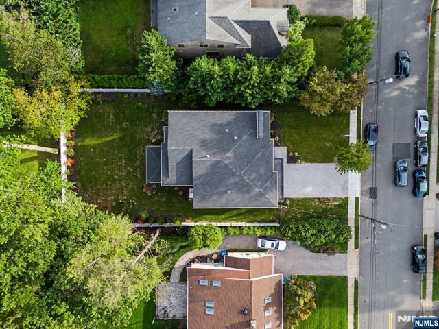 66 Jefferson Avenue, Tenafly, NJ 07670
