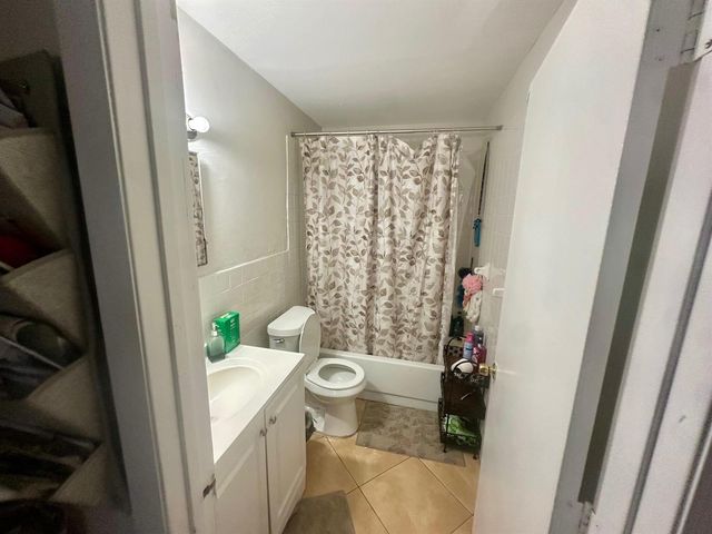 2930 NE 10 Terrace, Pompano Beach, FL 33064