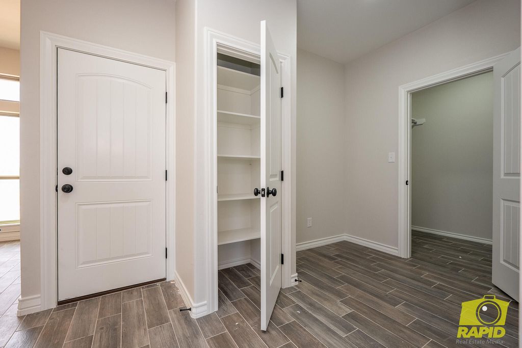 Image 10 of property listing at 9574 Grey Wolf Lane, San Angelo, TX 76901