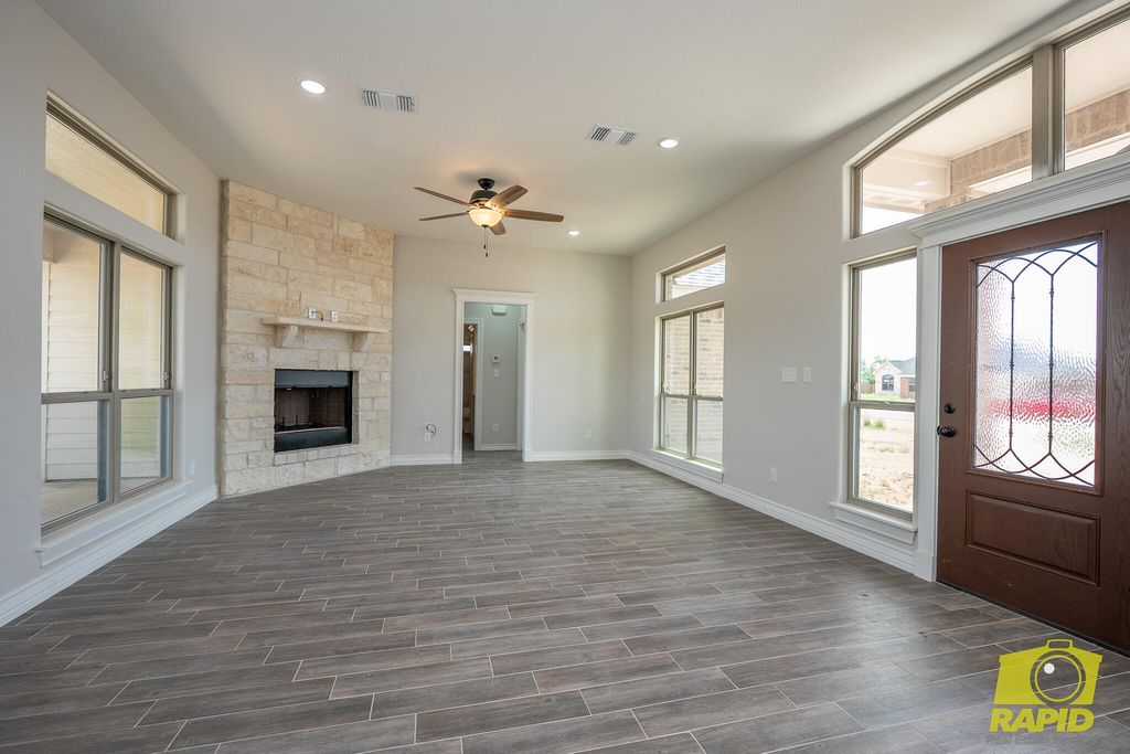 Image 5 of property listing at 9574 Grey Wolf Lane, San Angelo, TX 76901