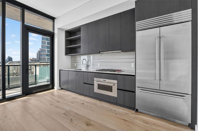 610 Davis ST 3206, Austin, TX 78701
