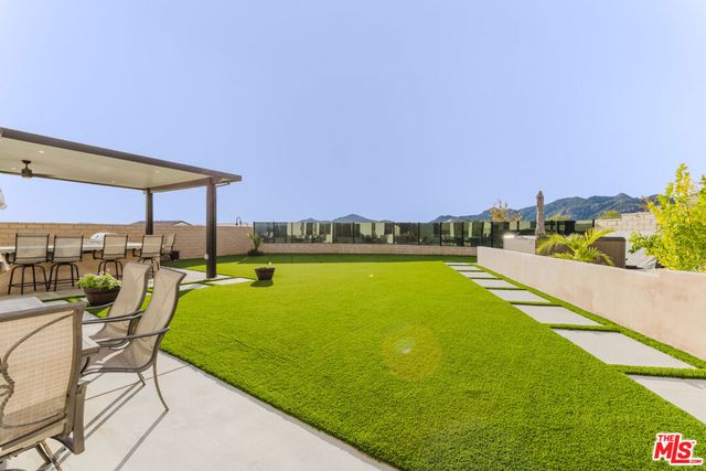 11713 Toyon Drive, Chatsworth, CA 91311