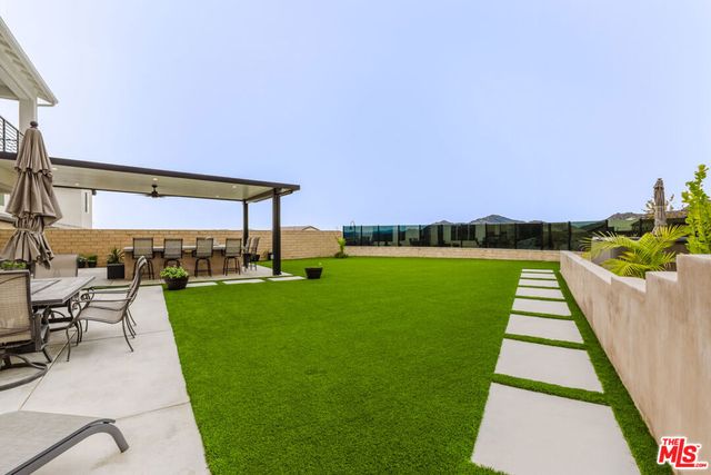 11713 Toyon Drive, Chatsworth, CA 91311