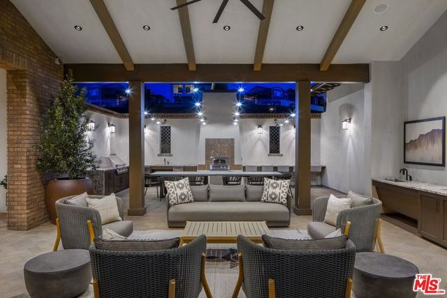 11713 Toyon Drive, Chatsworth, CA 91311