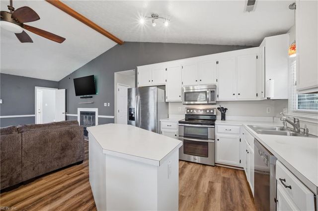 719 Michelle DR, Newport News, VA 23601