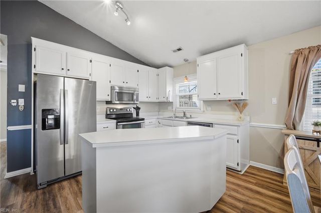 719 Michelle DR, Newport News, VA 23601