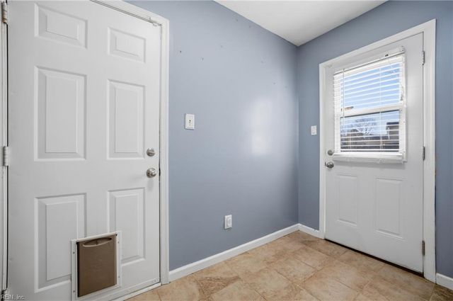 719 Michelle DR, Newport News, VA 23601