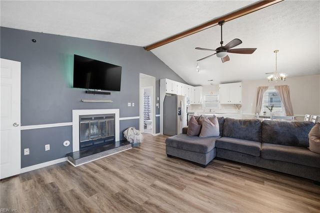 719 Michelle DR, Newport News, VA 23601