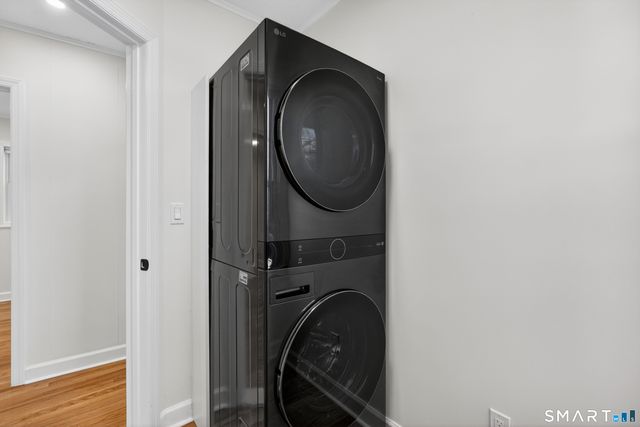 195 laurel Place, Bridgeport, CT 06604