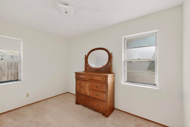 2712 Pennington Street, Irving, TX 75062