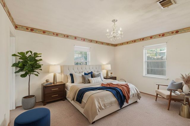 2712 Pennington Street, Irving, TX 75062