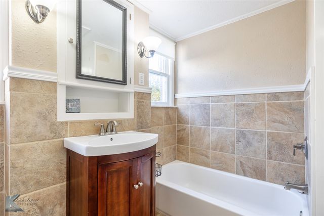 701 Sayles Boulevard, Abilene, TX 79605