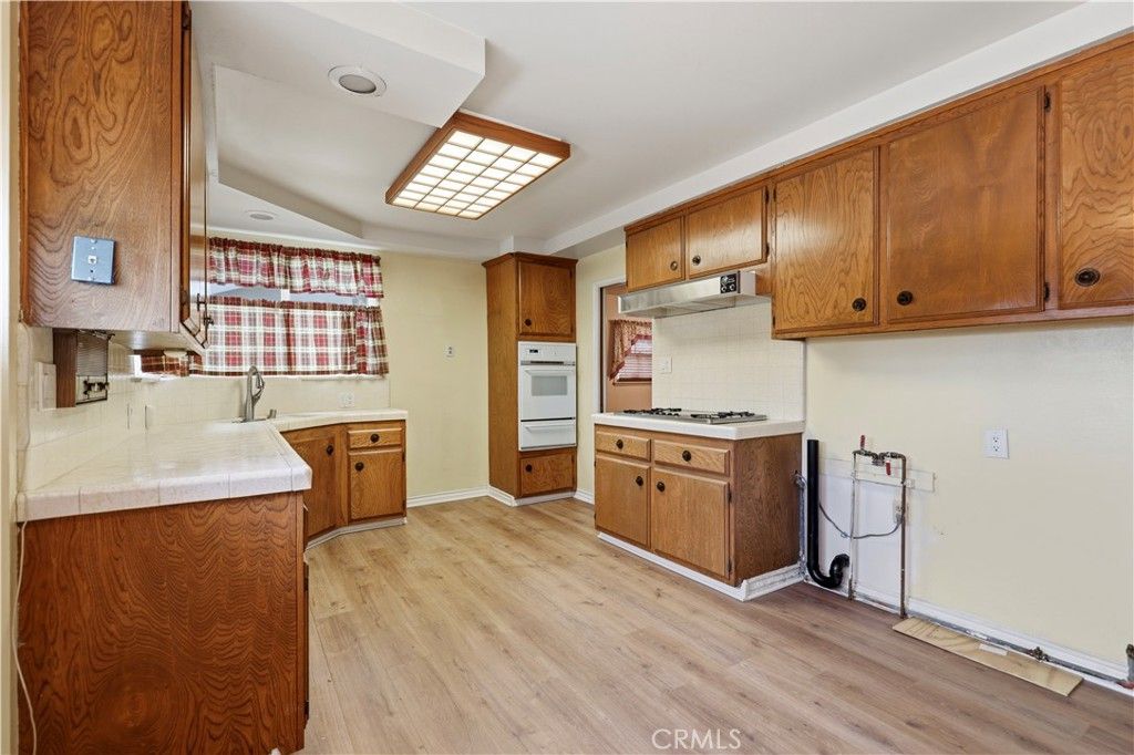 18122 Romelle, Santa Ana, CA 92705 — photo 3