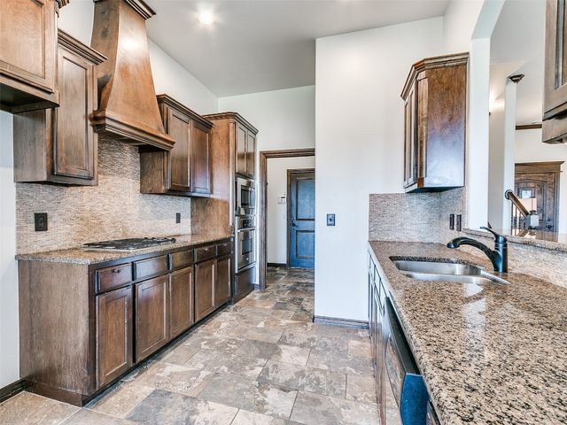 3205 NW 192nd Terrace, Edmond, OK 73012
