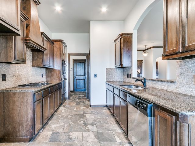 3205 NW 192nd Terrace, Edmond, OK 73012