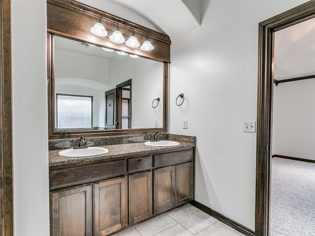 3205 NW 192nd Terrace, Edmond, OK 73012