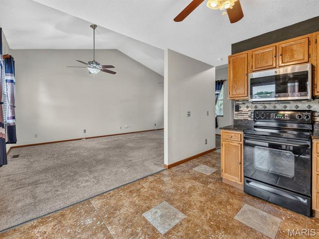 125 N 8th Street, Dupo, IL 62239